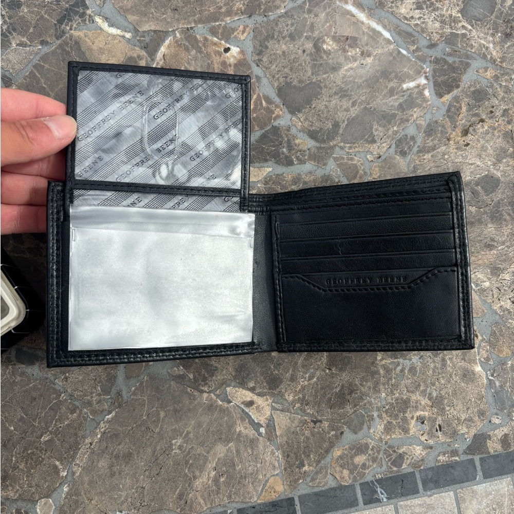 Men’s wallet - Picture 3 of 6